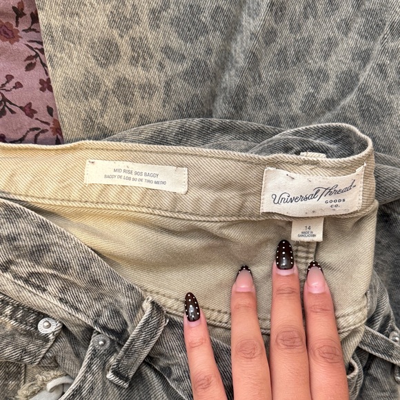 Universal Thread Gray Leopard Print Baggy Jeans - Picture 4 of 4